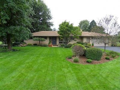 1st image of 60640 Woodland Dr