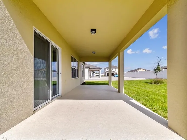 3895 Capri Coast Dr — Photo 23