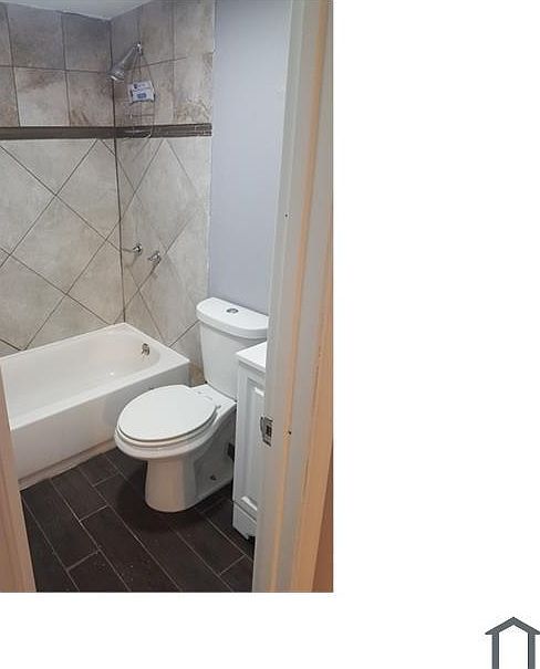 2nd image of 2727 Avenue G #2727