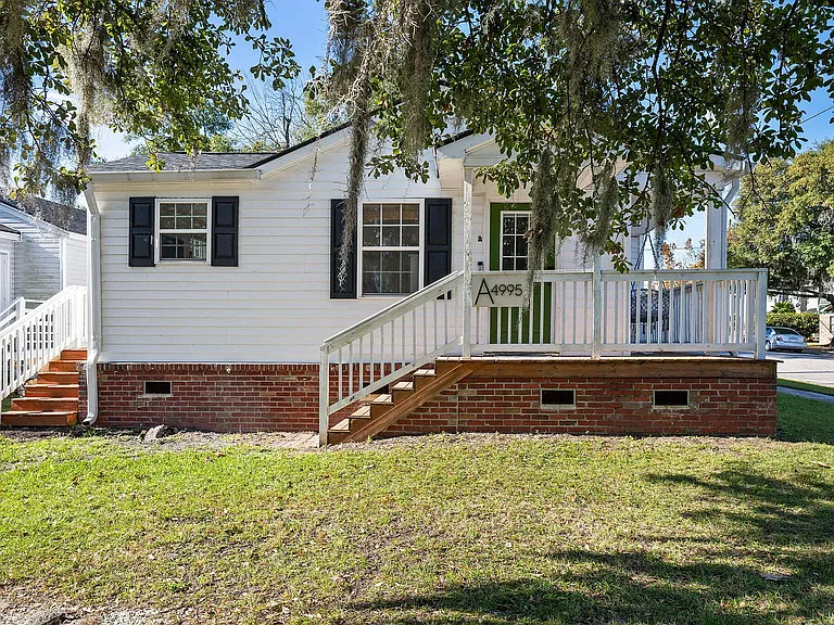 4995 Chateau Ave #A — Photo 6