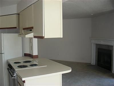 3rd image of 16419 Spruce Way APT I1