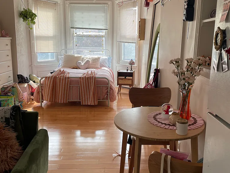 142 N 21st St #3-R — Photo 2