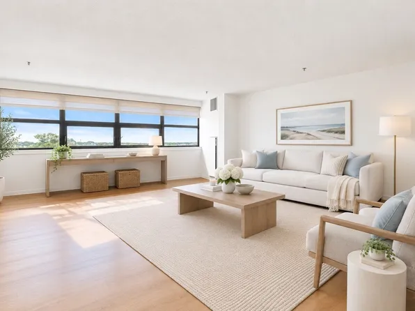1 Adams St Unit 706, Quincy, MA 02169
