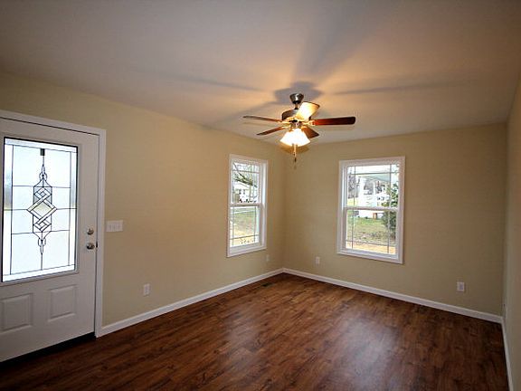 2nd image of 130 E High St