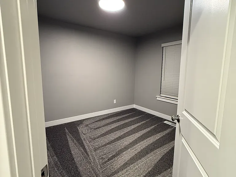 2255 S 1120 W — Photo 11