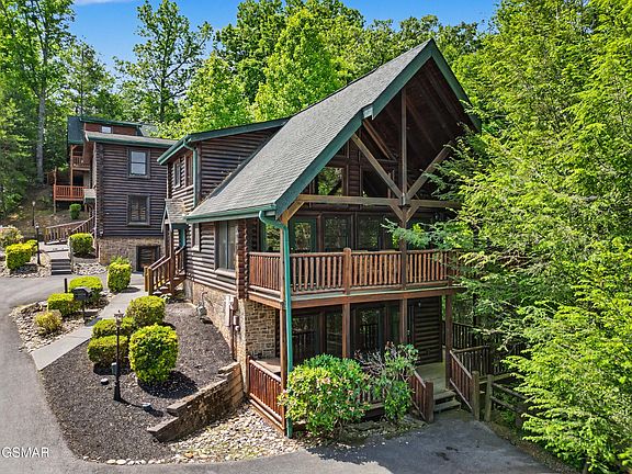 4th image of 755 Glory Ridge Way