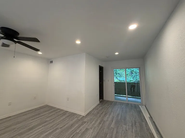 3924 Crayrich Cir #C-5 — Photo 10