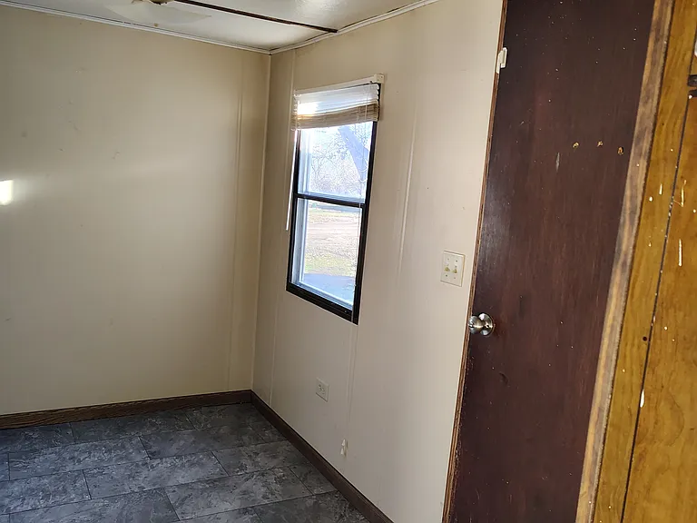 211 Veitch St #N74 — Photo 5