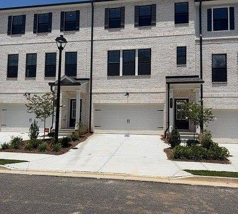 3rd image of 2829 Rosehall Way