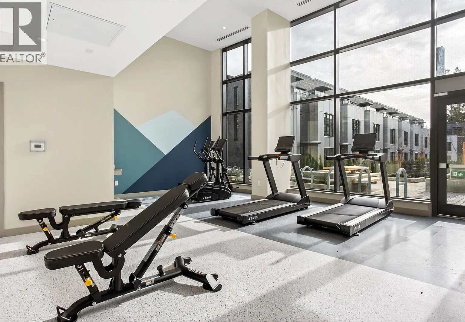 1 bed, 600 sqft, $3,300 — Photo 3