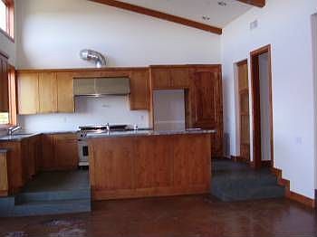 2nd image of 1097 Peutz Valley Rd