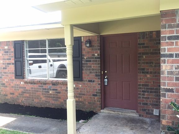 3rd image of 3550 Skinner Dr #J