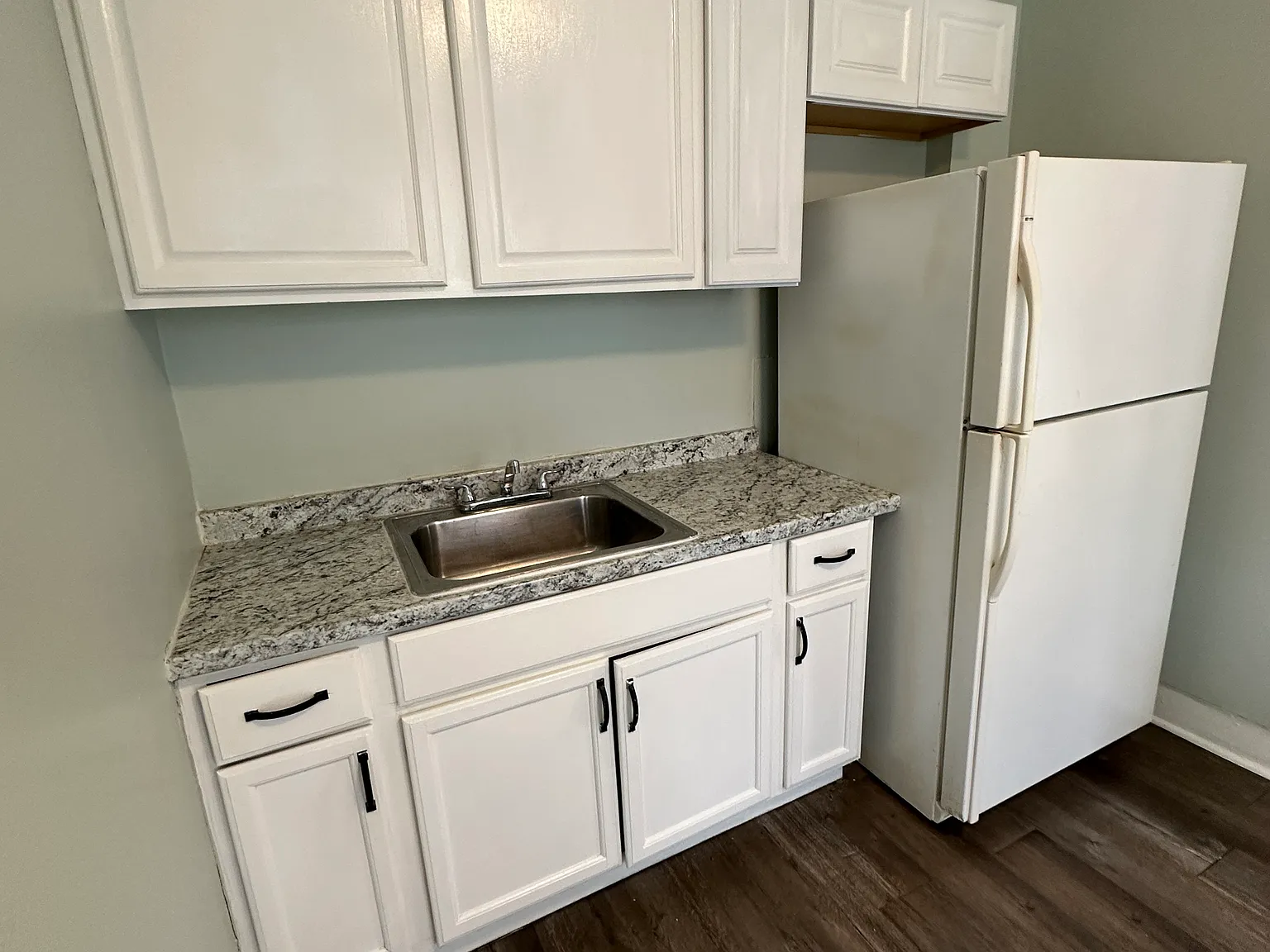2 bed, 1000 sqft, $1,249 — Photo 4