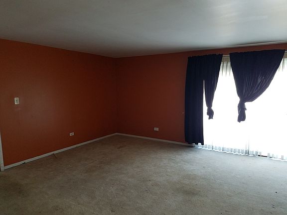 3rd image of 1029 Burnham Ave APT 301