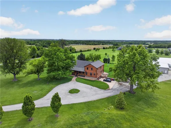 30703 E Us Highway 50, Lees Summit, MO 64086