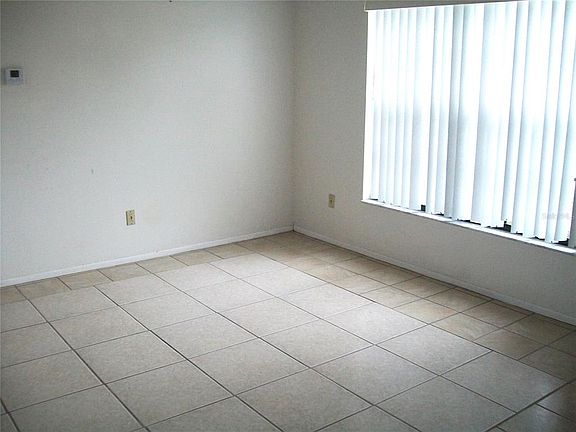 4th image of 15071 SW 38TH AVENUE