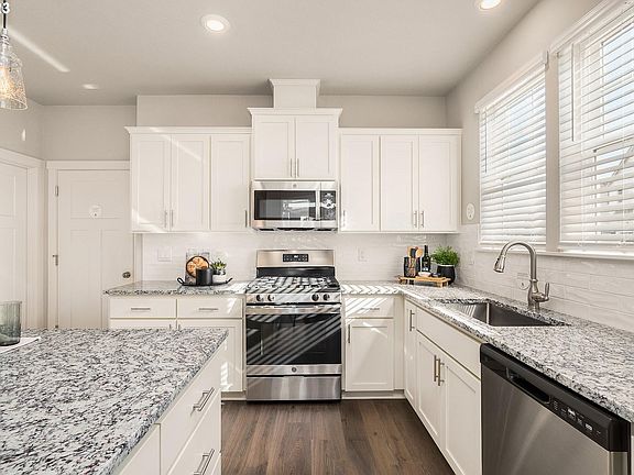 3rd image of 8263 SE Crabapple St Lot 883