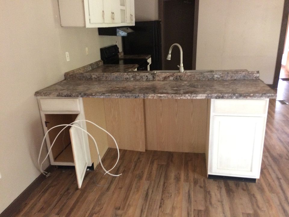 1st image of 512 Bach Dr W