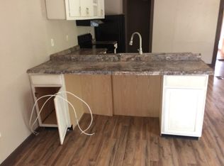 512 Bach Dr W, Defuniak Springs, FL 32433