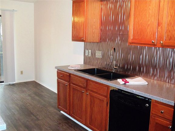 4th image of 5602 Woodrow Ave APT 203