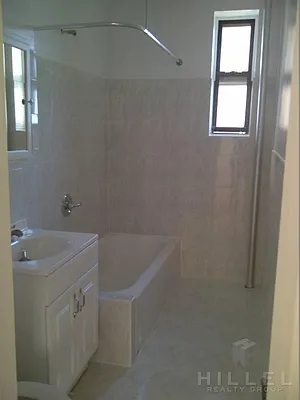 Rented by Hillel Realty Group | media 21