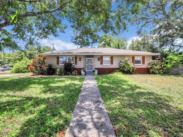 1881 N Evalena Ln, North Fort Myers, FL 33917