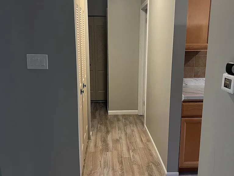 2418 York Rd — Photo 11