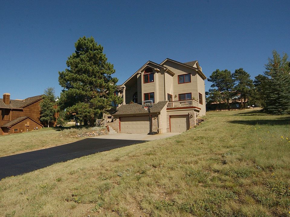 25843 Gateway Dr  Golden, CO  80401