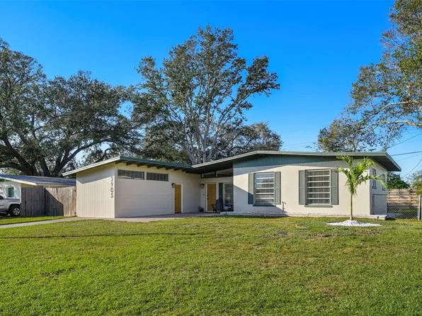 2905 Bay St, Sarasota, FL 34237