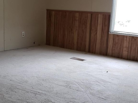 5th image of 137 Deanly Dr