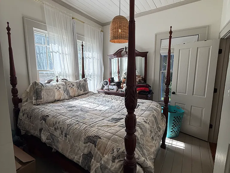108 Lee St — Photo 8