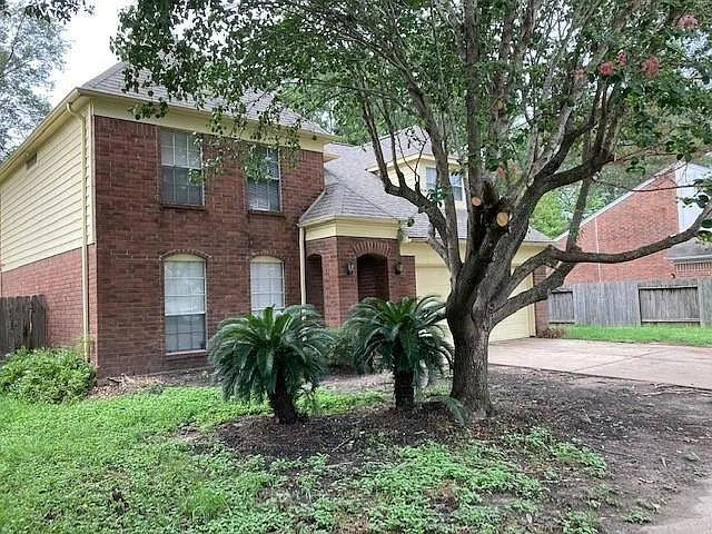 20507 Big Wells Dr — Photo 3