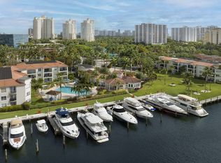 Camden Aventura, Miami, FL 33180