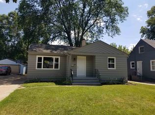 1512 Midway Dr, Rockford, IL 61103