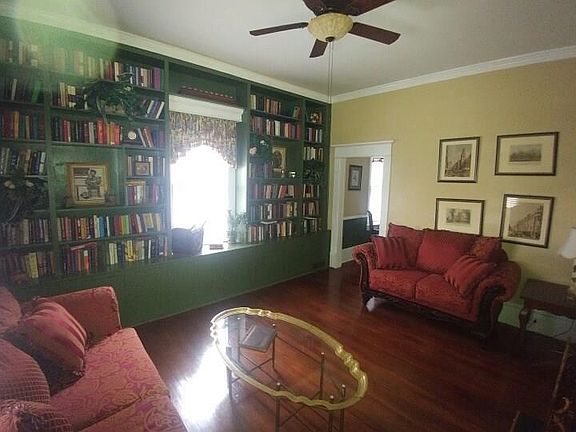 5th image of 148 W Poplar St