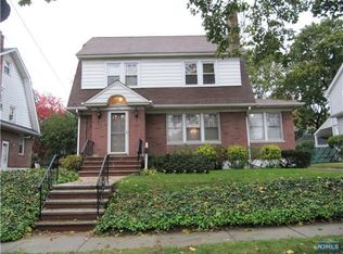 76 Shepard Ave, Teaneck, NJ 07666