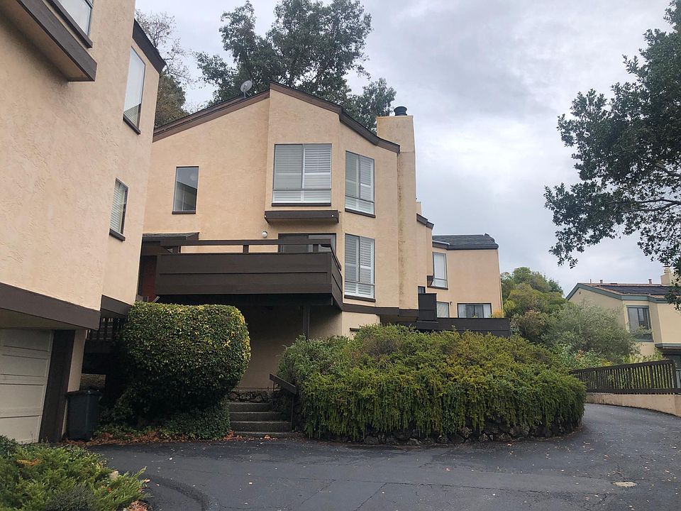 Multi-level condo in quiet complex of 8-units