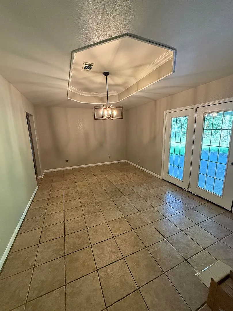 Coming Soon 3/4 Bedroom, 2 Bathroom Home For Rent In Orange - Bridgecityisd — Photo 2