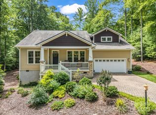 349 Monarch Rd, Hendersonville, NC 28739