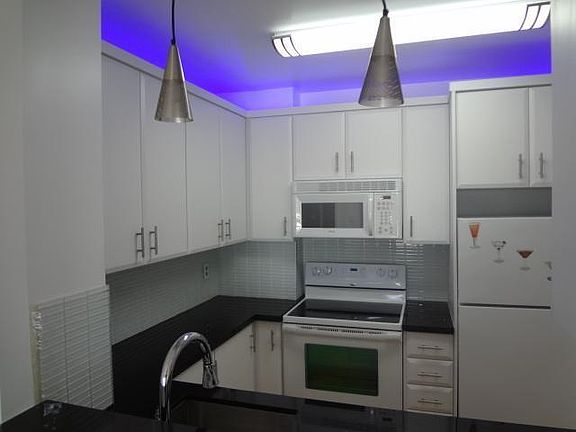 3rd image of 55 SW 2nd Ave #5110
