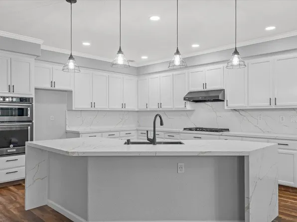 1766 Churchill Downs Cir, Oakdale, CA 95361