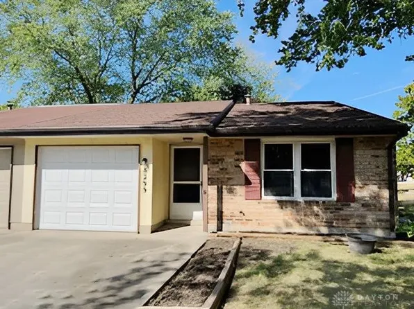 8299 Briar Ridge Ct, Dayton, OH 45424
