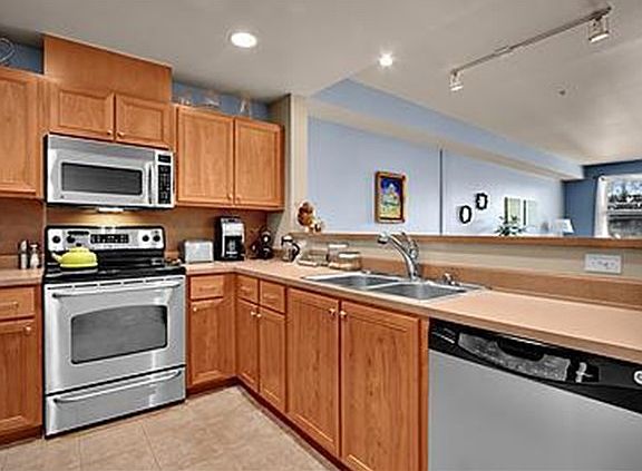 3rd image of 16275 NE 85th St APT 212