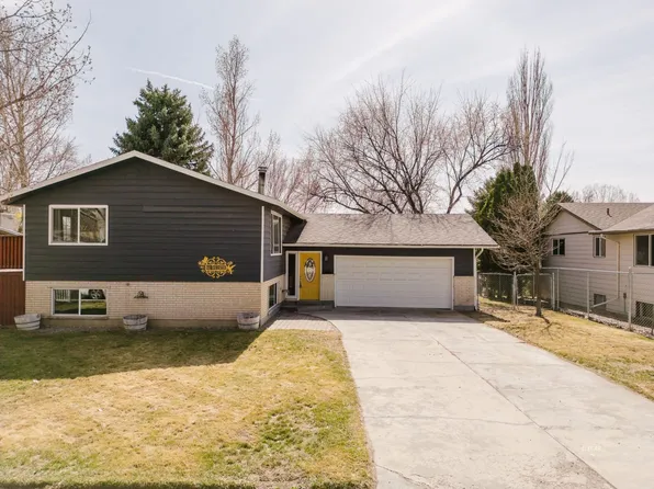 841 Hillside Dr, Elko, NV 89801