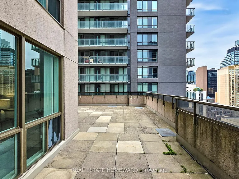 750 Bay St #2307 — Photo 16