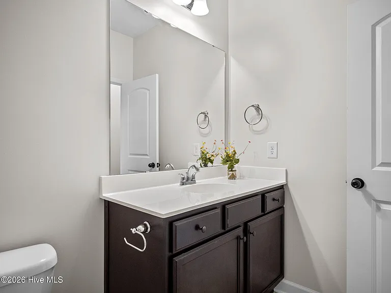 251 Breakwater Dr — Photo 40