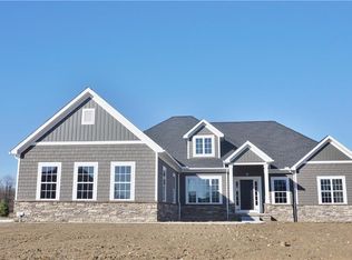 6734 Deer Tail Dr, Medina, OH 44256