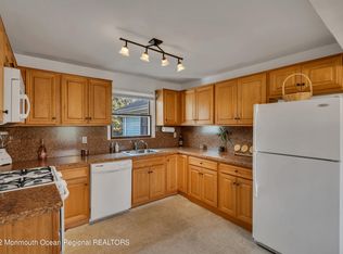 75 Claridge Dr, Jackson, NJ 08527