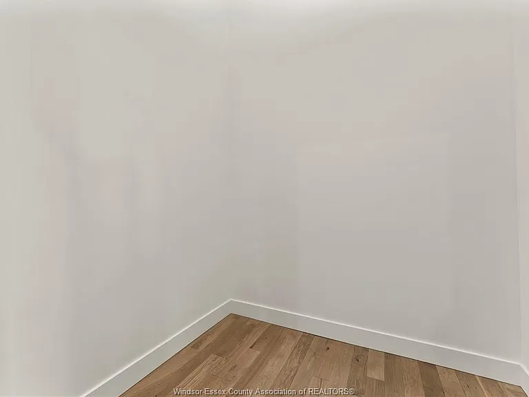 247 Brock St #303 — Photo 7