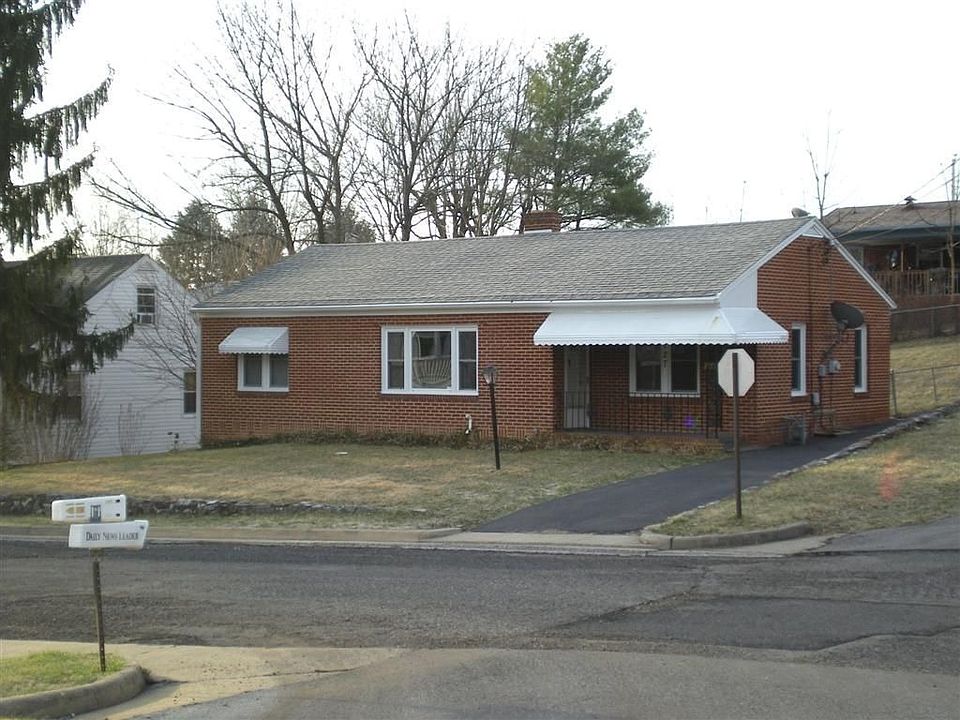 1st image of 727 Cherry Hill Dr